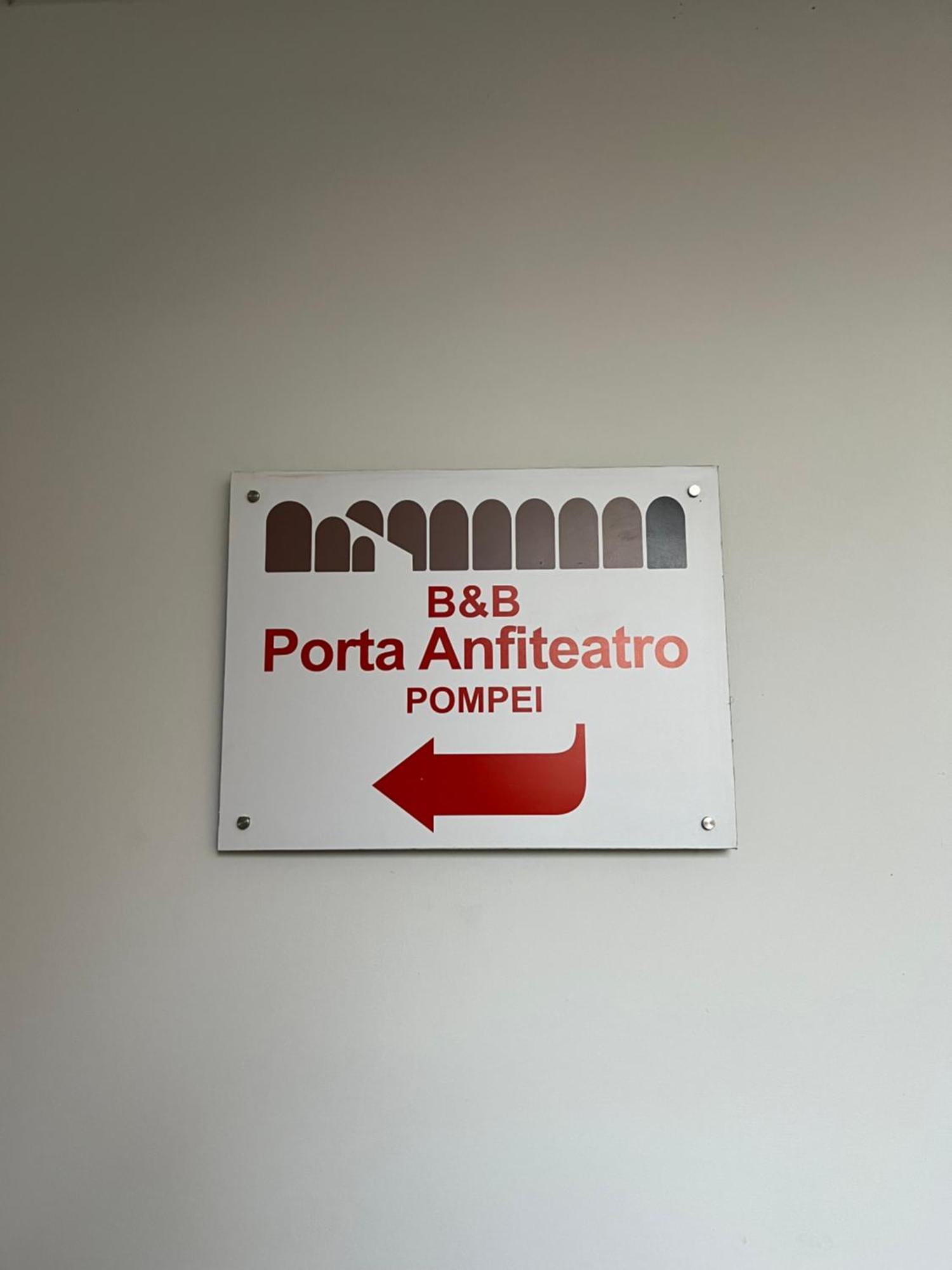 Porta Anfiteatro Pompei Hotel Exterior photo